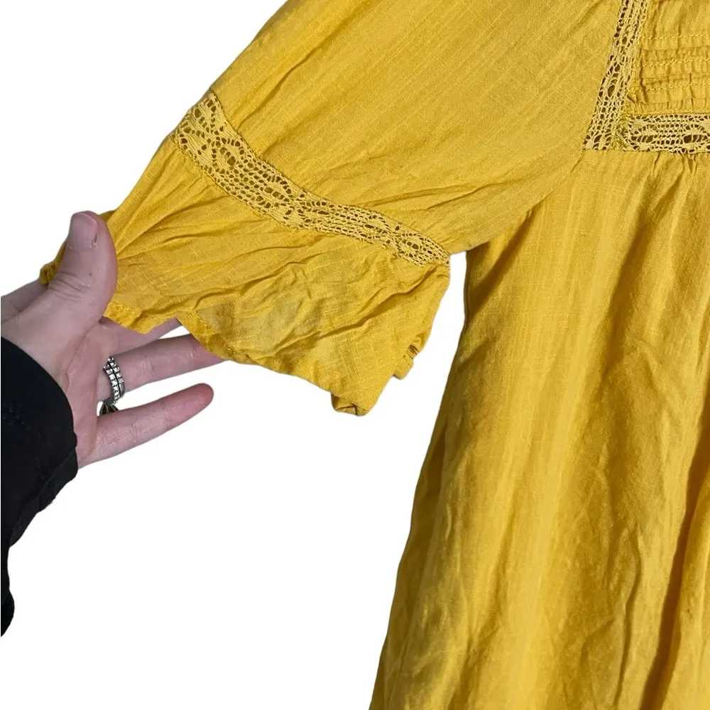 Old Navy Yellow Dress M Lace Eyelet Boho - Image 5