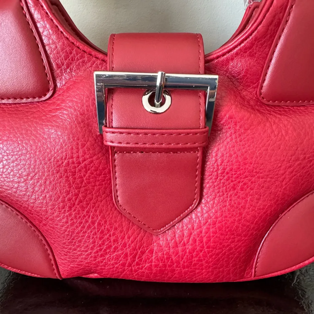 NWT Like Dreams Artic Plush Y2K Top Handle/Crossbody Bag in Red (Soldout Color) - Image 4