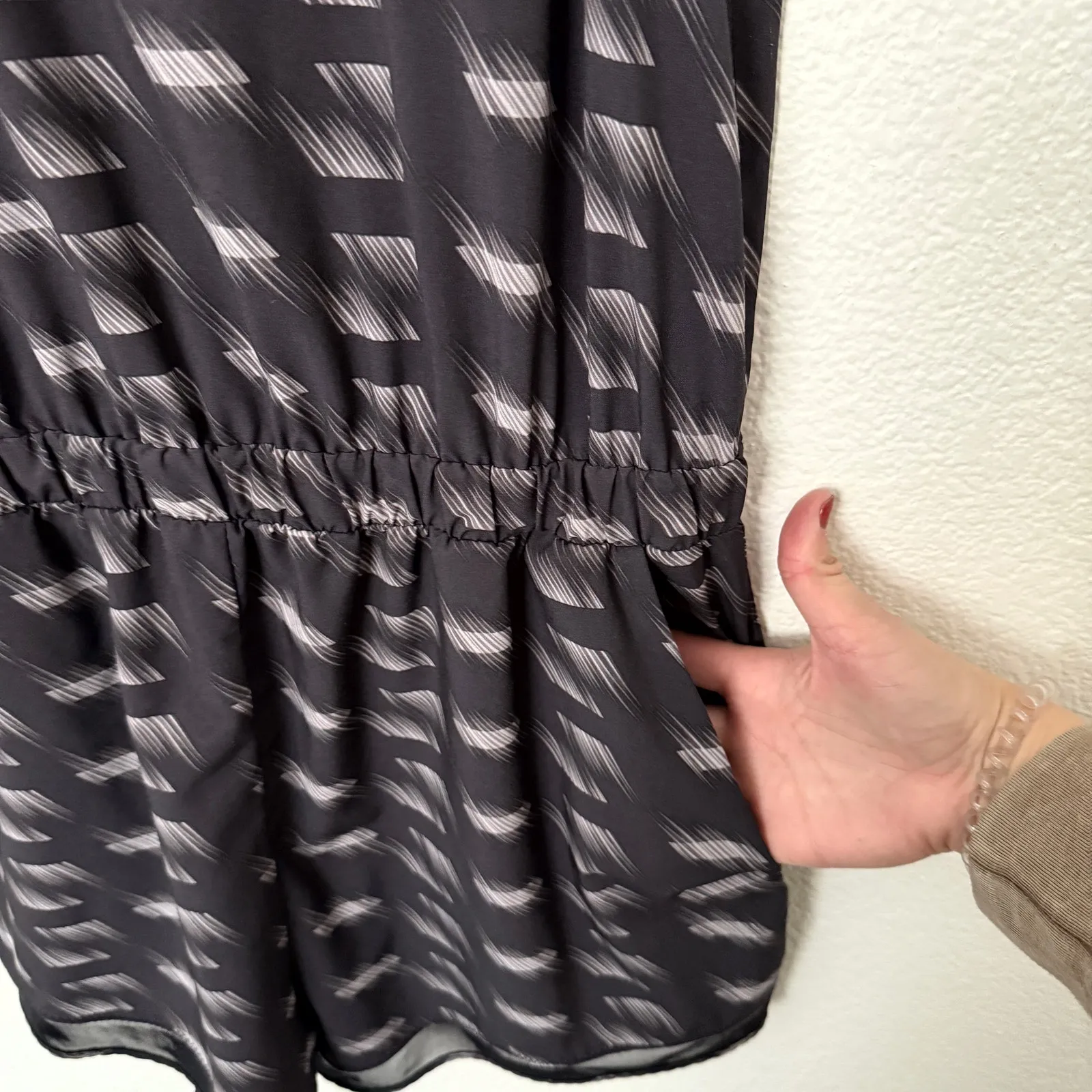 [Zella] Black Getaway Blouson Romper Crew Neck Elastic Waist Sporty Sz Medium M - Image 13