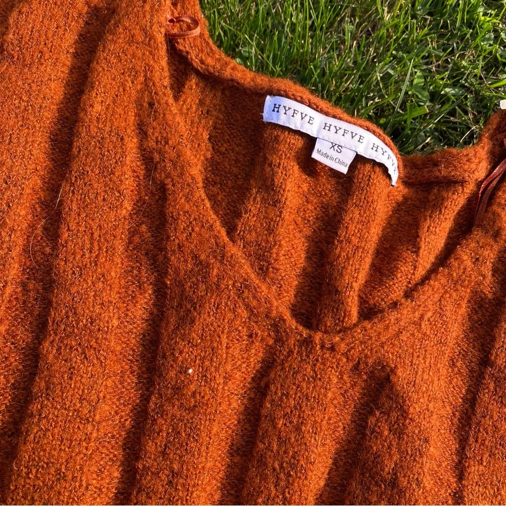 Thick Ribbed Orange Sweater - Image 2
