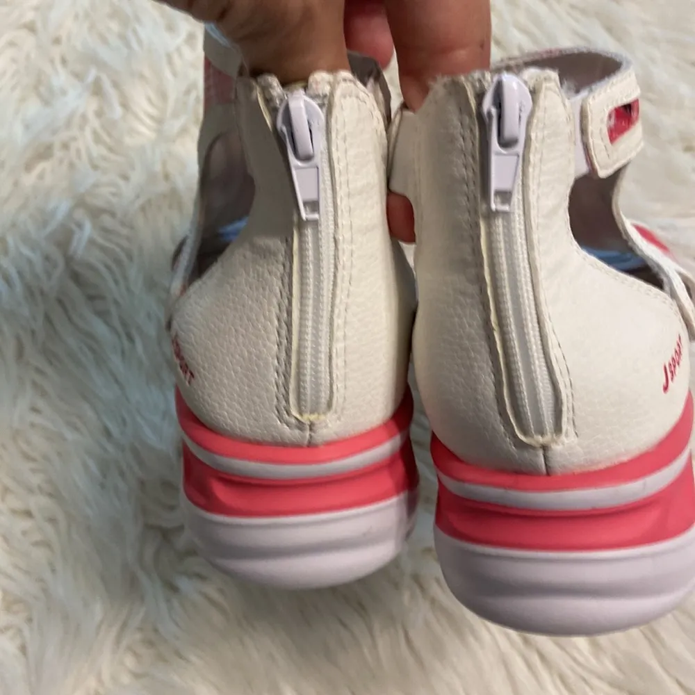 J.Sport Sandals size 9.5 excellent condition - Image 4