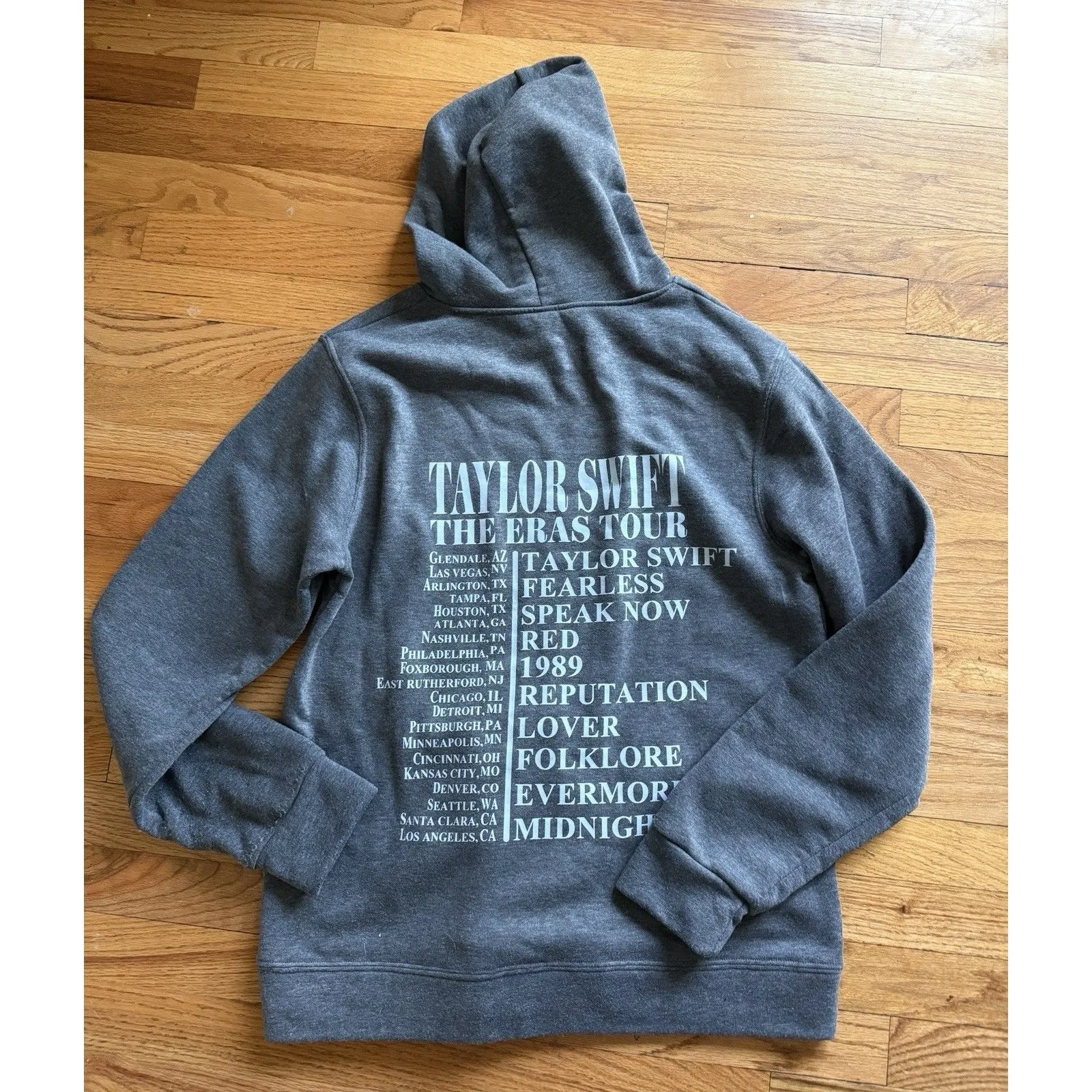 2023 TAYLOR SWIFT "The Eras" Concert Tour L Hooded Sweatshirt Size L - Image 3