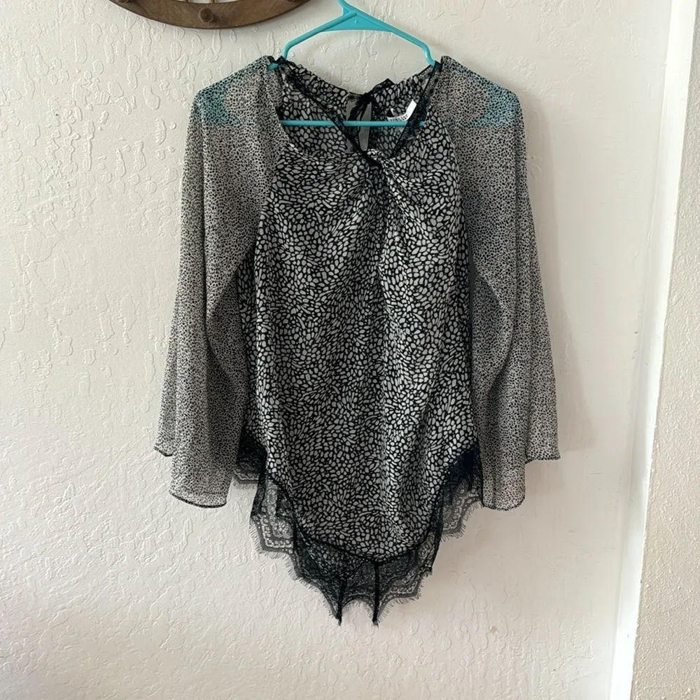 Derek Lam 10 Crosby Cold Shoulder 100% Silk Animal Print Polka Dot Lace Blouse 0 - Image 4