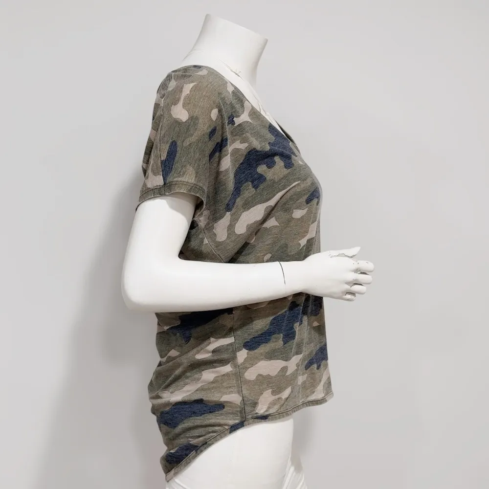 Express Women's Green Camouflage Short Sleeve T-shirt Tee Shirt Top Size S - Image 2