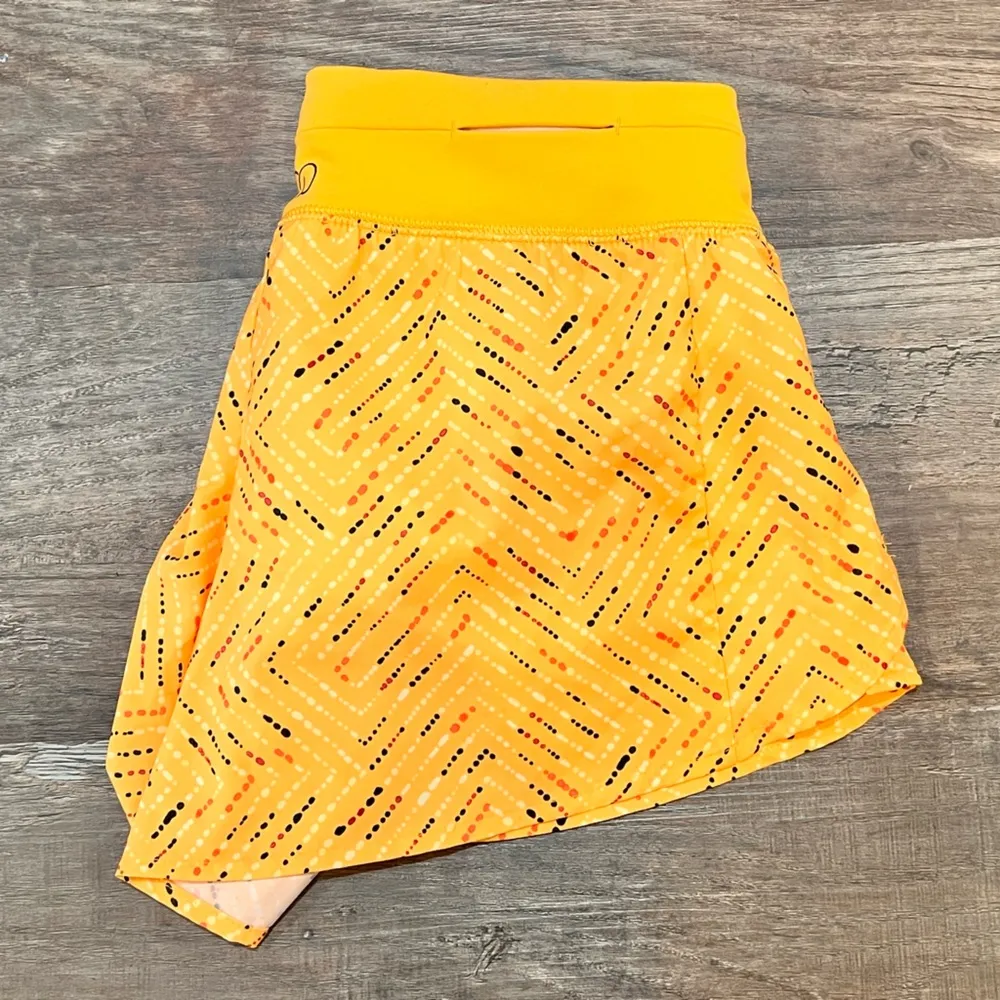 FINAL PRICE CALIA Yellow Orange Printed Kick It Up Shorts Activewear Shorts Size XS - Image 2