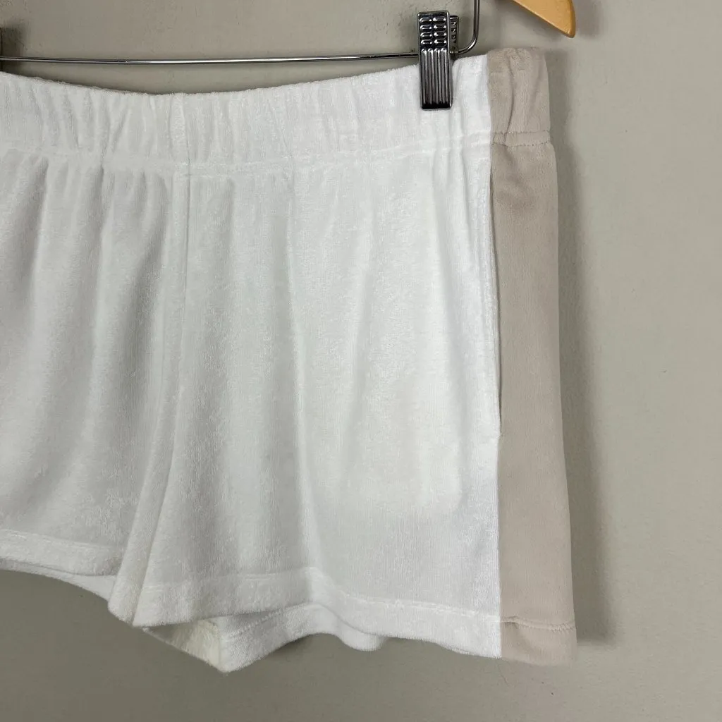 Barefoot Dreams Beach Cozy Terry Shorts Womens Medium White Sea Salt Stone M - Image 7