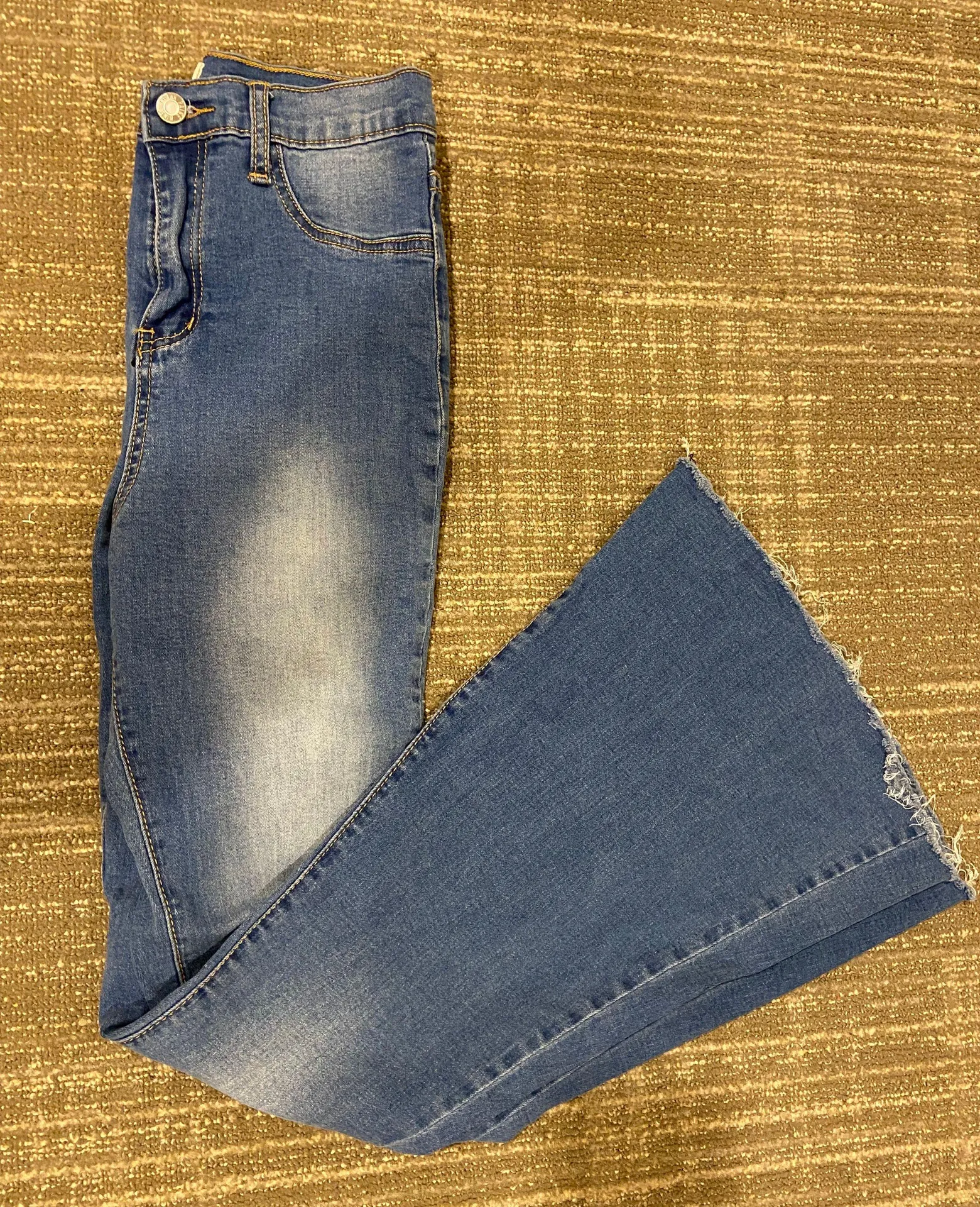 Bellbottom Jeans - Image 2