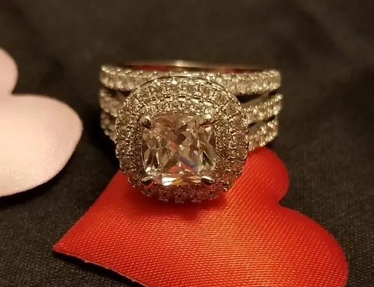 Luxury Top Quality Silver Diamond 6ct Huge Ring - Image 2