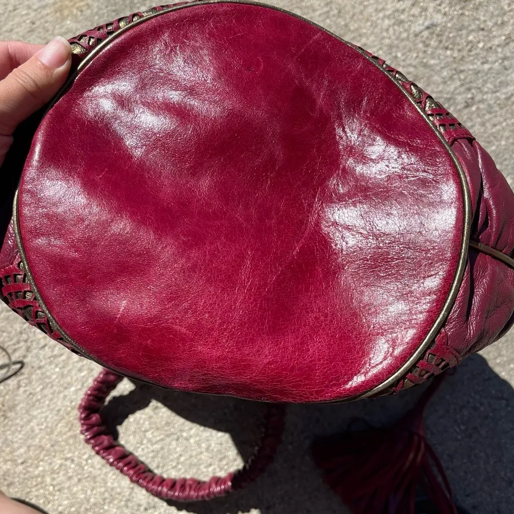 Isabella Fiore  Bucket Bag - Image 11