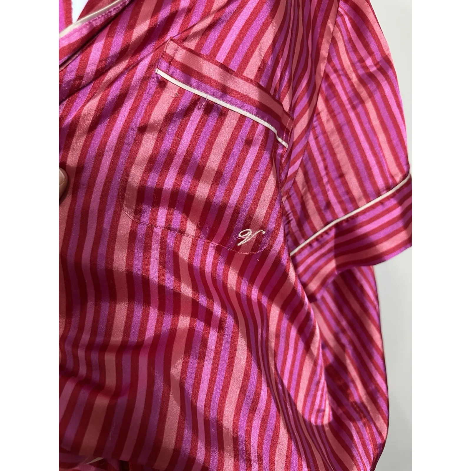 Victoria's Secret Signature Satin Pajama Set XXL Pink Red Striped Shorts Top - Image 2