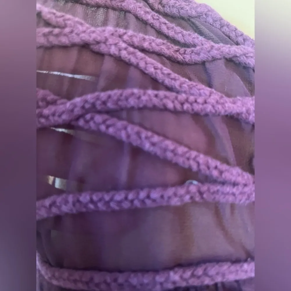 American Eagle outfitters cute light thin like sheet tank top - Image 4