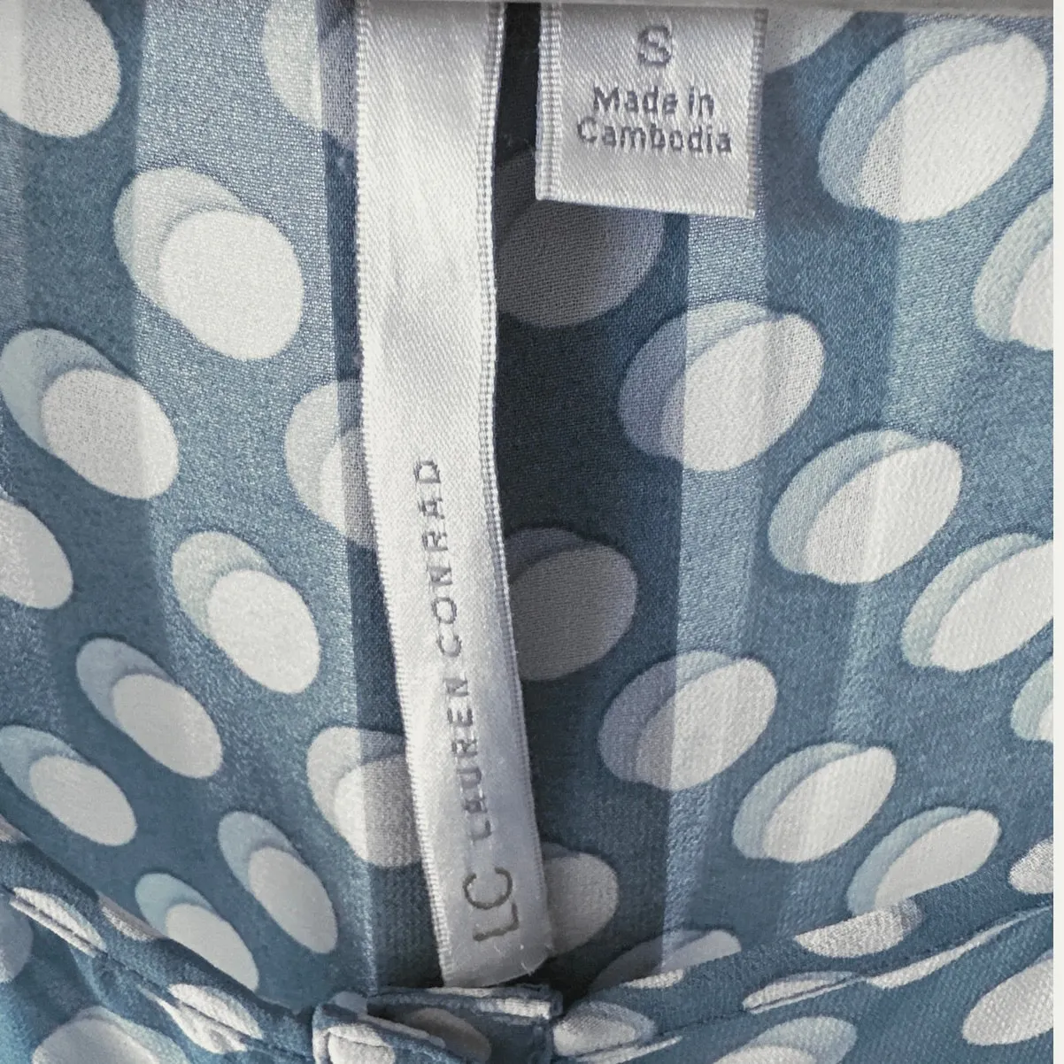 Lauren Conrad Sheer Ruffle Sleeve Teal Polka Dot Blouse Size Small Flare Bottom Blue - Image 3