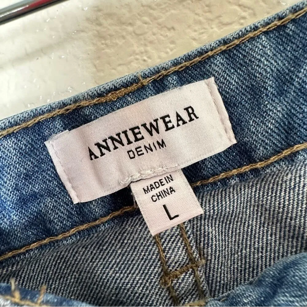 Anniewear Distressed Jeans Large Blue - Image 4