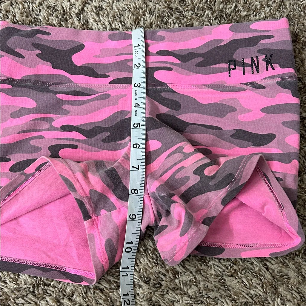 Pink Victoria's Secret Y2K Pink Camouflage Shorts Sz XS - Image 6