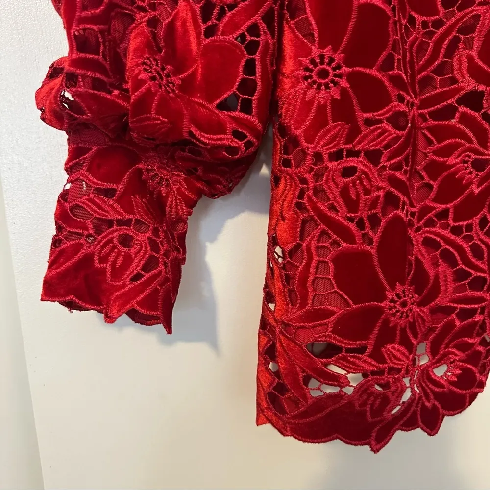 Boston Proper Women’s Velvet Floral Lace Duster Racing Red Size Small - Image 6