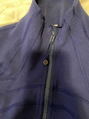 Lululemon Size 4 Define Jacket - Image 4