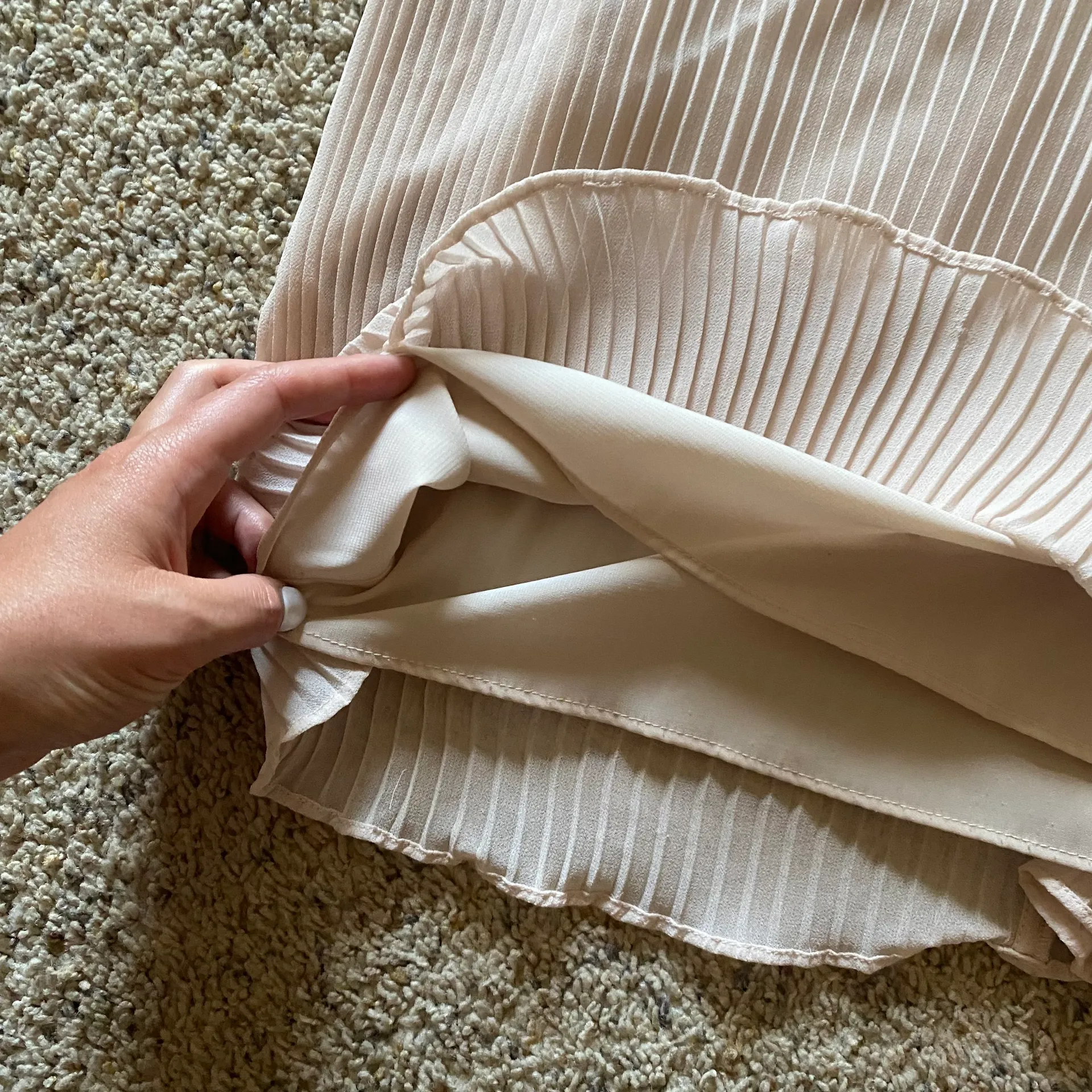 Keepsake ‼️ the Label Pleated V-Neck Jumpsuit‼️ - Image 4