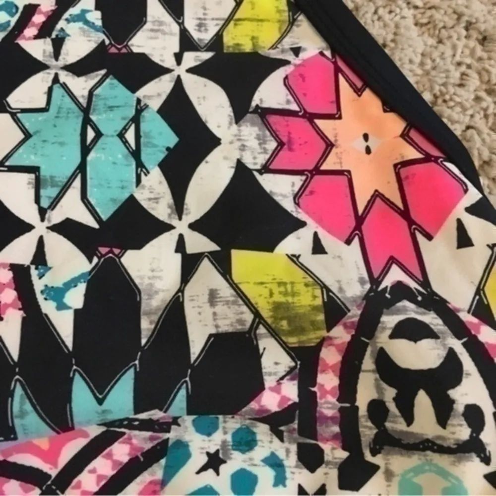 Body Glove high neck bikini size small top xsmall bottoms - Image 5