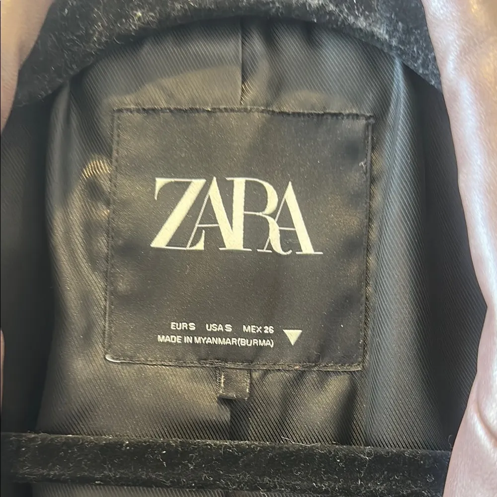 Zara Women's Brown faux leather blazer - Image 2