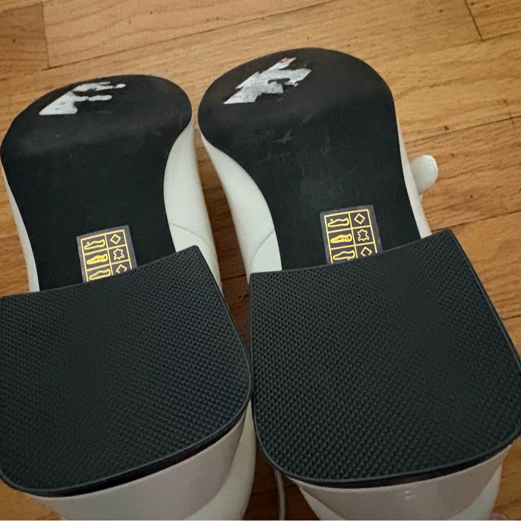 Jeffrey Campbell White Faux Patent Strappy Block Heels Size 11 - Image 4