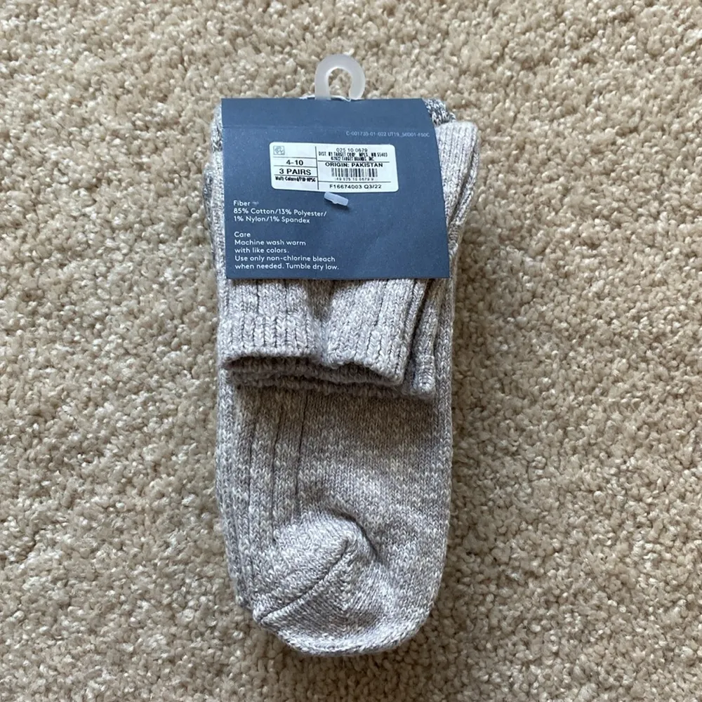 Universal Threads NWT Ankle Socks - Image 3