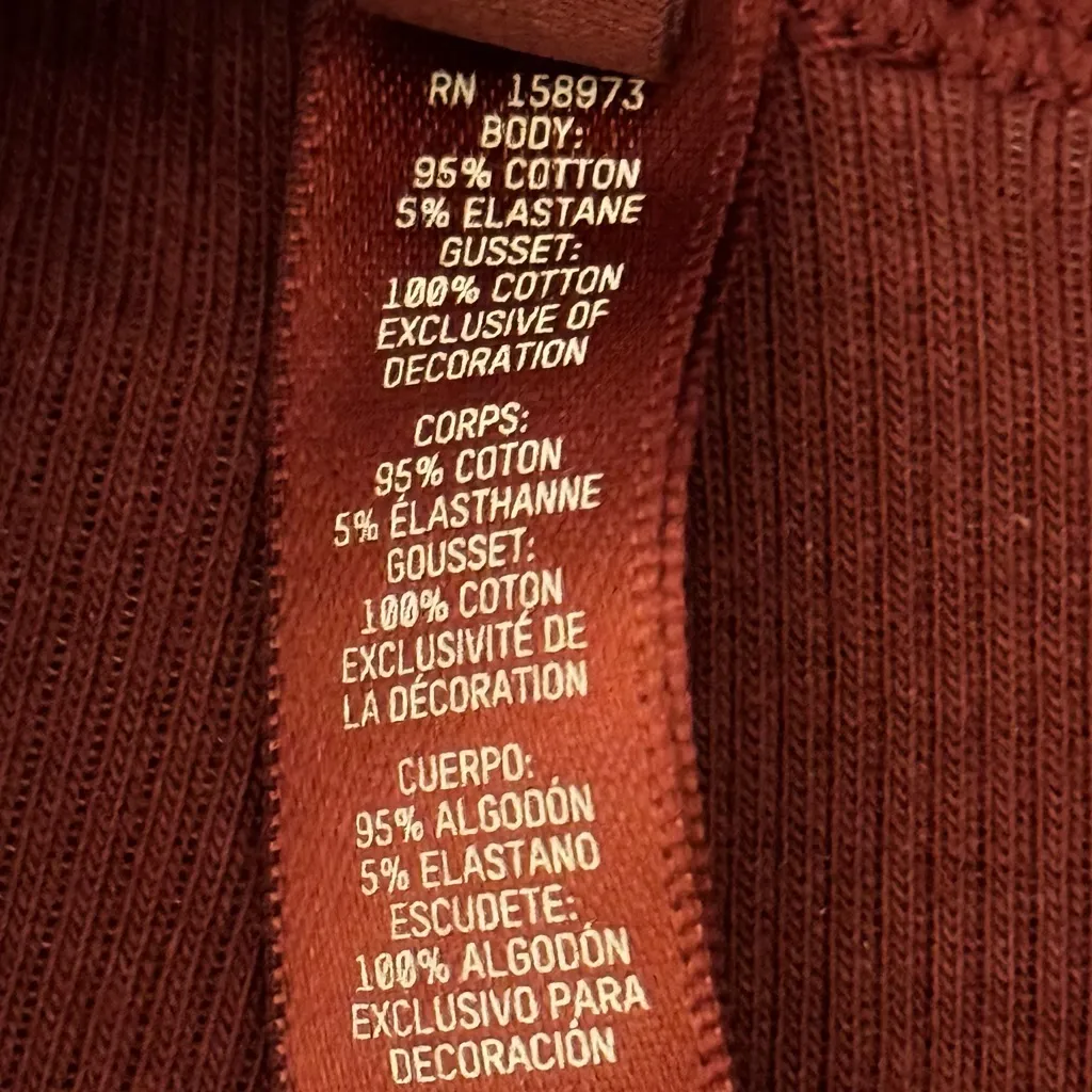 SKIMS Ribbed Leggings and Cotton Long Sleeve Jersey T-Shirt Set - Image 10