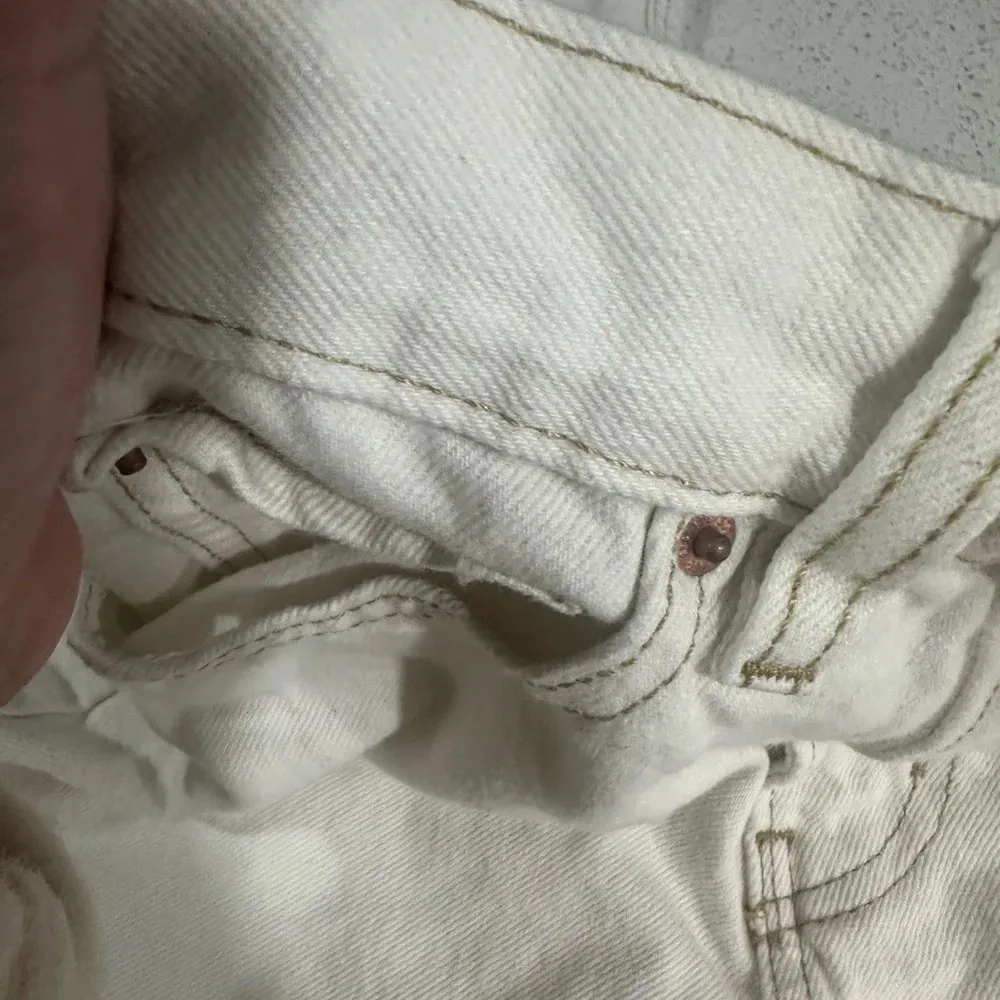 Urban Outfitters Cream BDG High-Waisted Cowboy Jean Size 26 EUC - Image 7