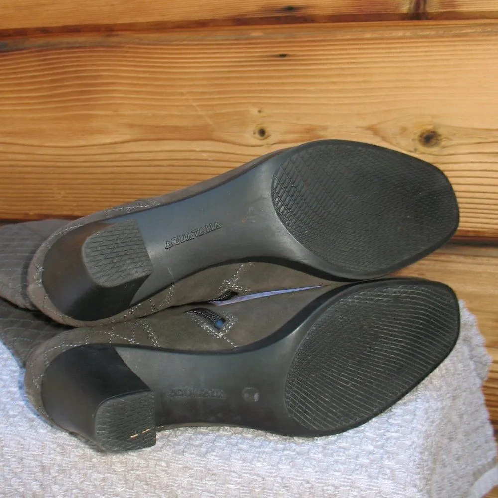 Aquatalia Mid Calf Heeled Boots - Image 6