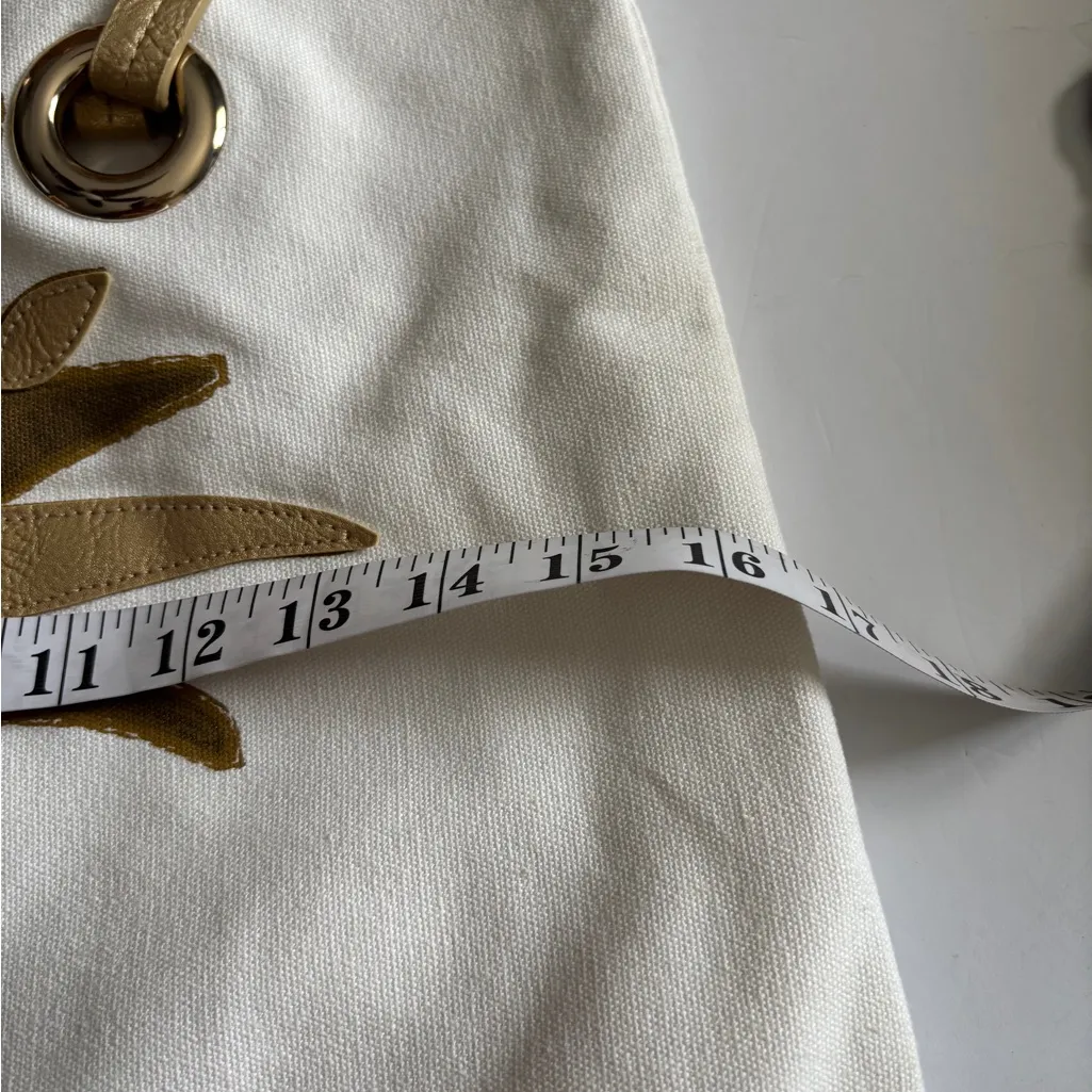 SIGNATURE DESIGN BRAND..GOLD PINEAPPLE FAUX LEATHER DESIGN TOTE BAG Tan - Image 8