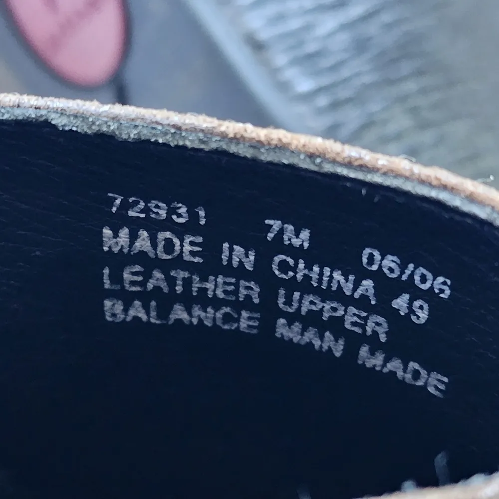 Clarks  Artisan Brown Distressed Stich Wedge Mules Clogs - Image 9