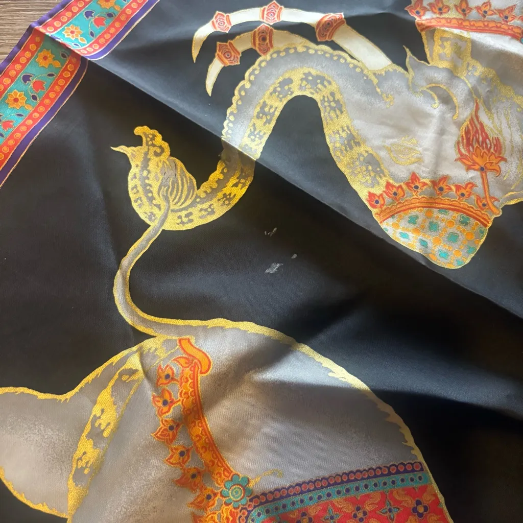 Silk scarf from Jim Thompson Black - Image 8