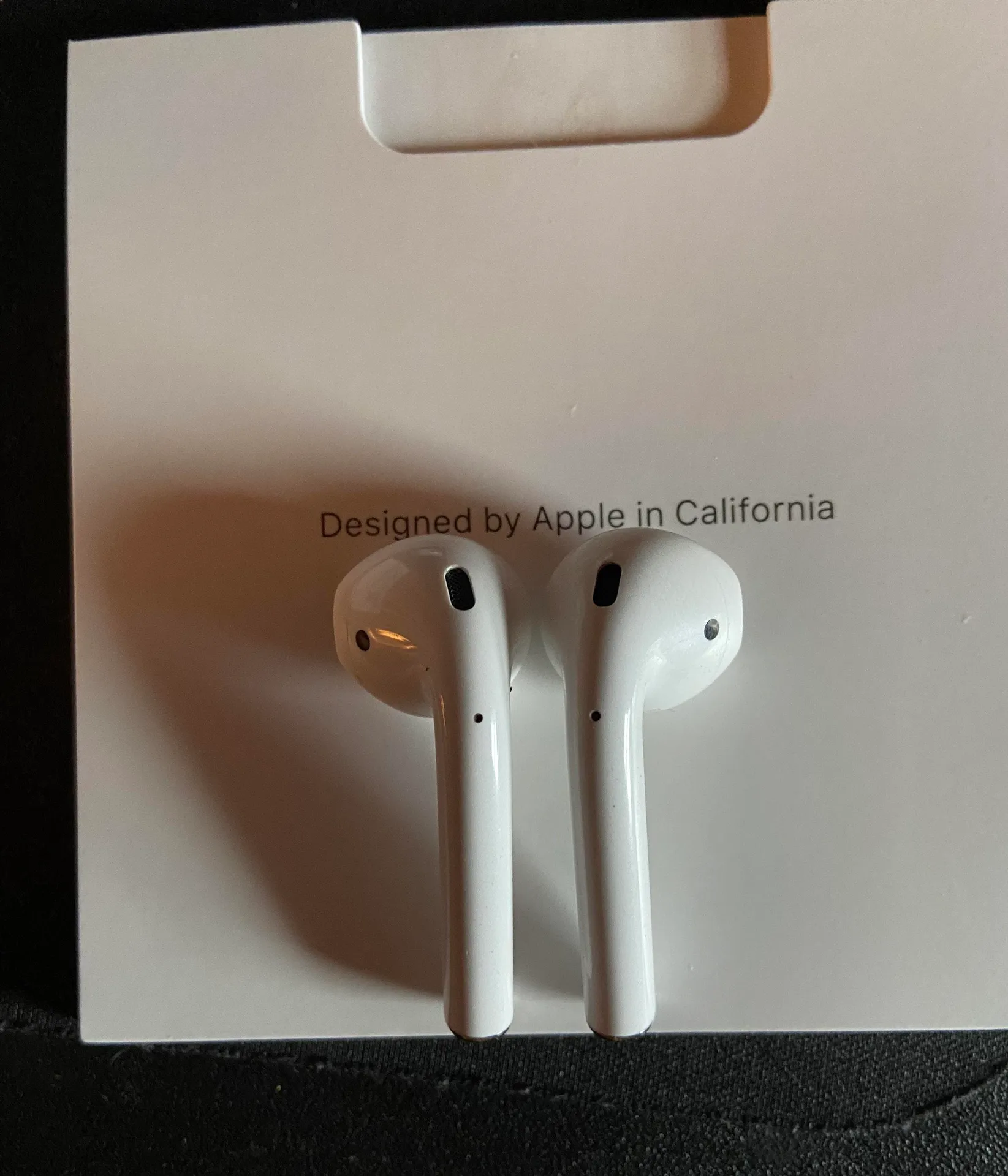 Apple AirPods - Image 7