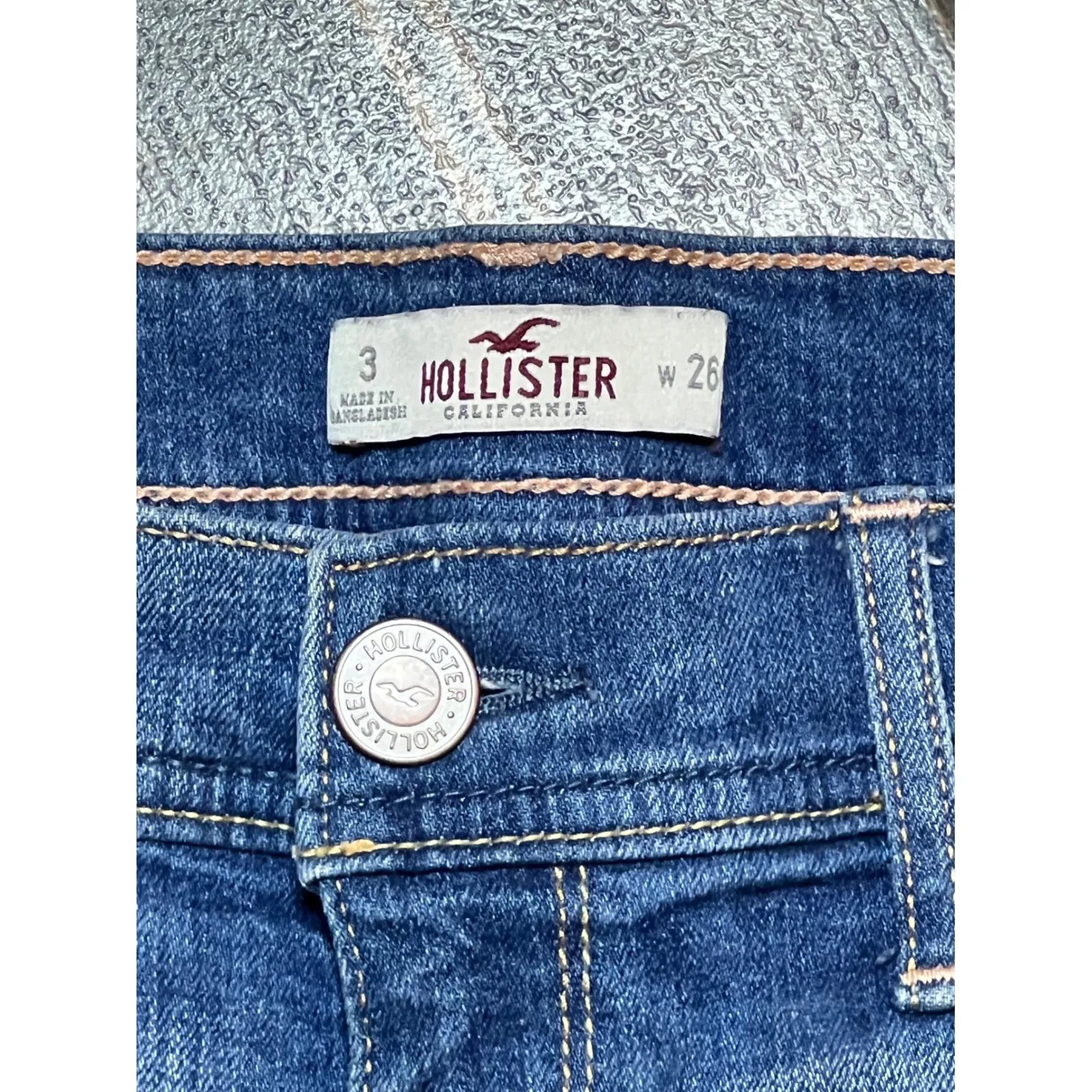 Hollister Distressed Denim Frayed Hem Shorts Women Size 3/26 Micro Mini Booty - Image 3