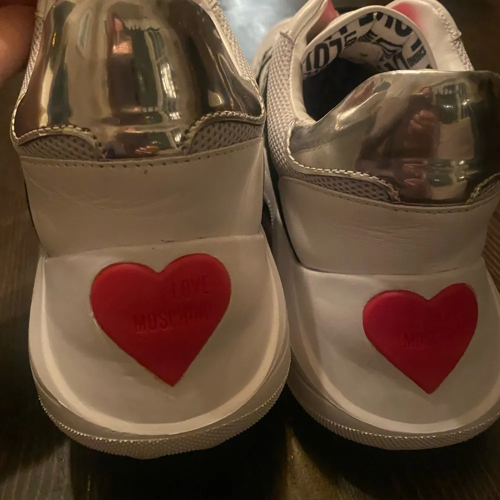 Women Running Sneakers NWOT Size 8 - Image 9