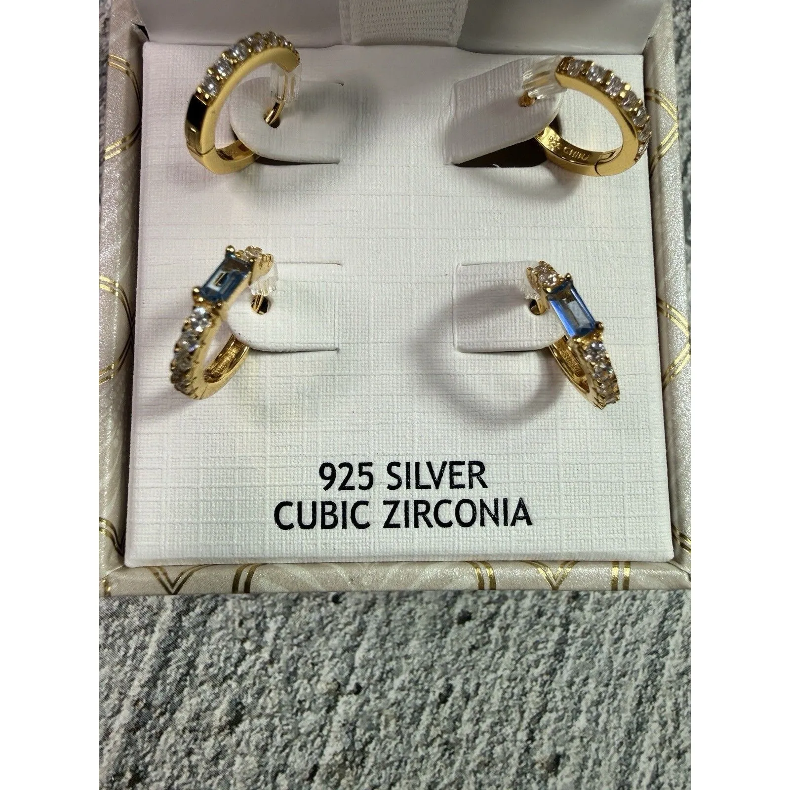 NEW IN BOX Rachel Ashwell 925 Silver Cubic Zirconia Huggie Hoops 2 Earrings Set - Image 7