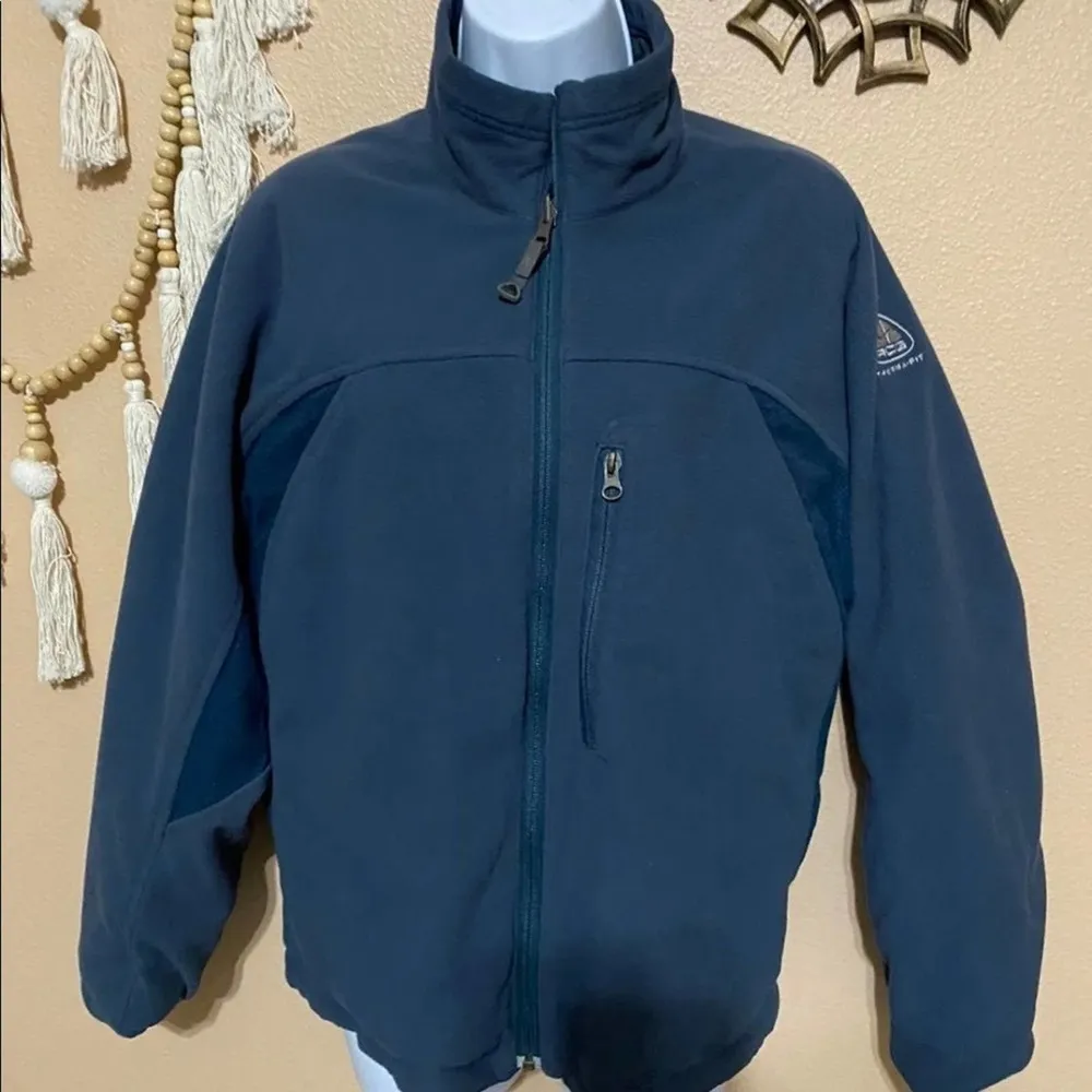 Nike acg women’s Reversible jacket - Image 11