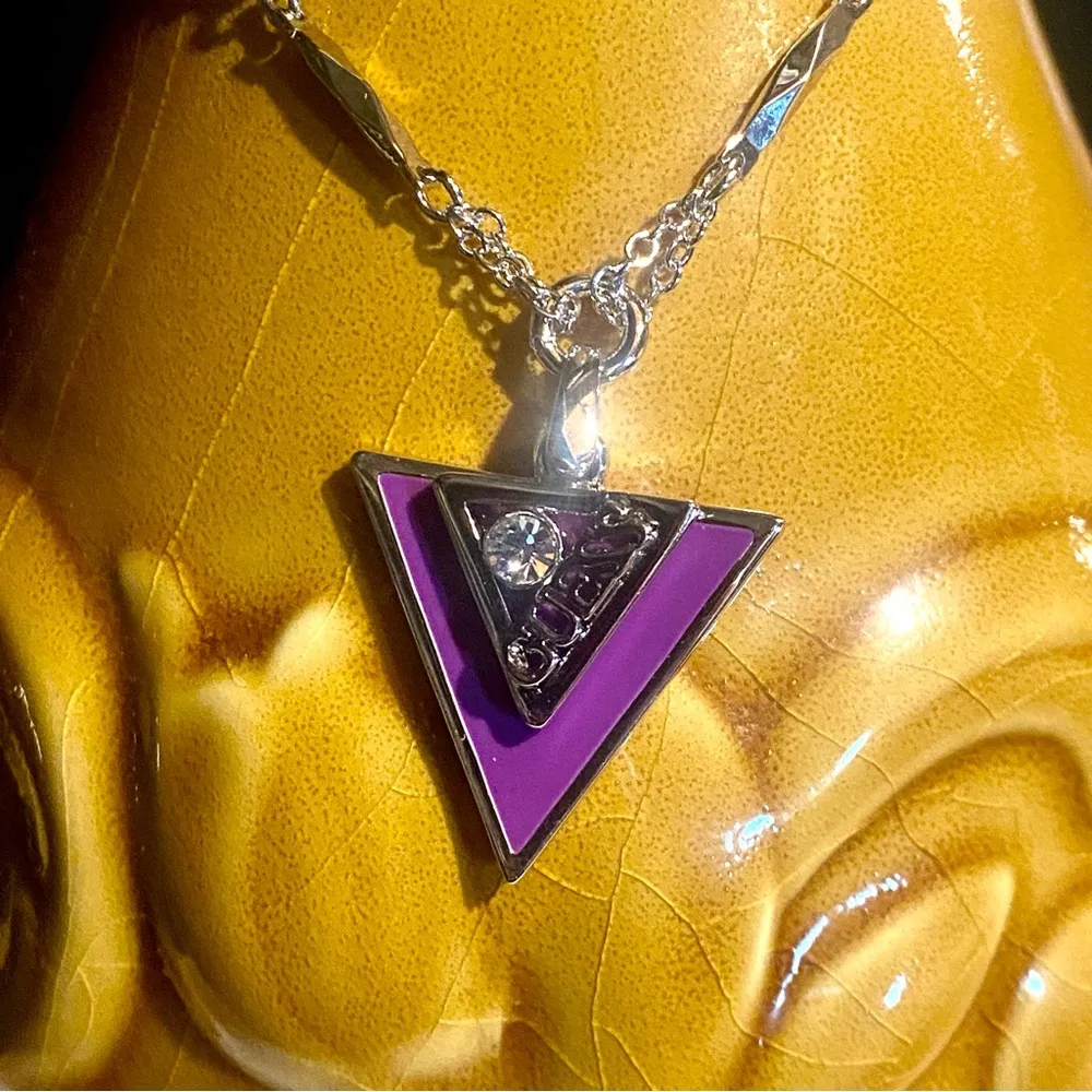 Guess Silver Tone Chain Bracelet with Triangle Charms - Image 5