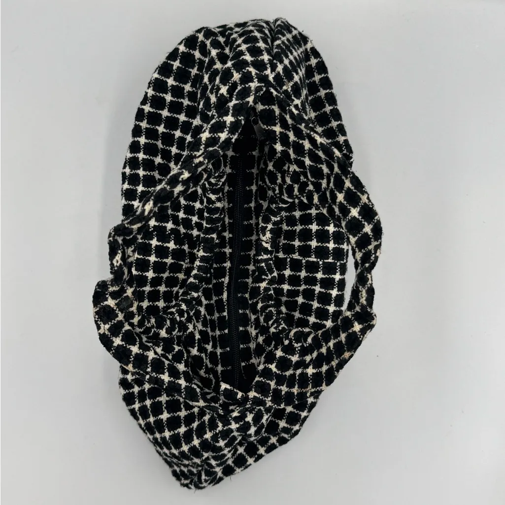 Giannini Black & White Grid Pattern “Dumpling” Handbag - Image 5