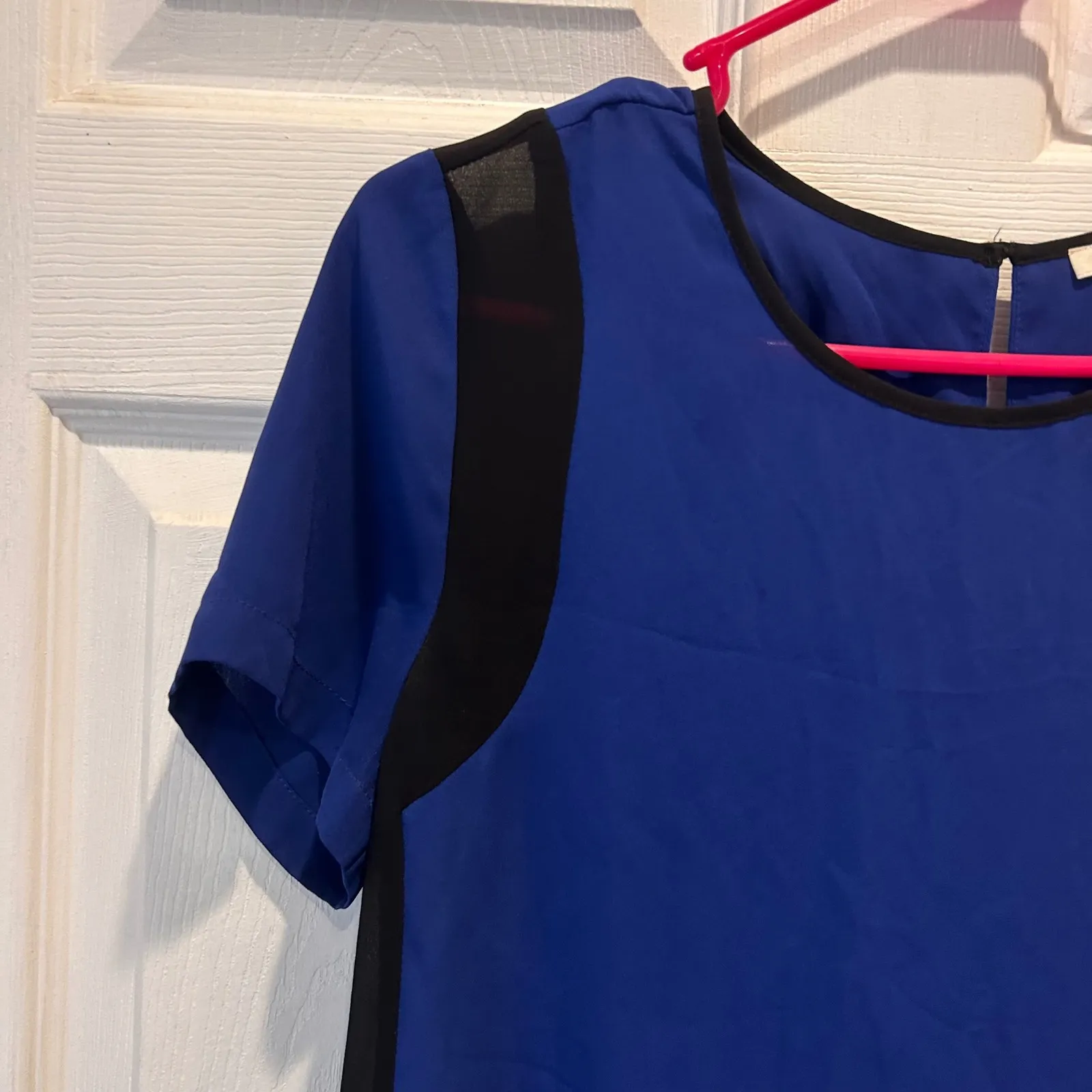 Daniel Rainn Royal Blue Black Mesh Panel Sheer Sleeve Keyhole Button Top Size S - Image 2