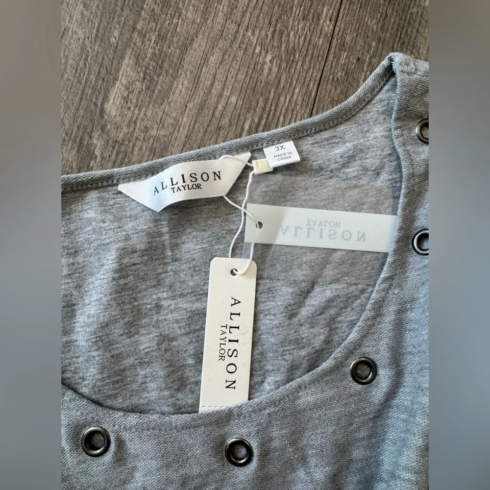 ALLISON TAYLOR Gray Cold Shoulder Top - Image 6