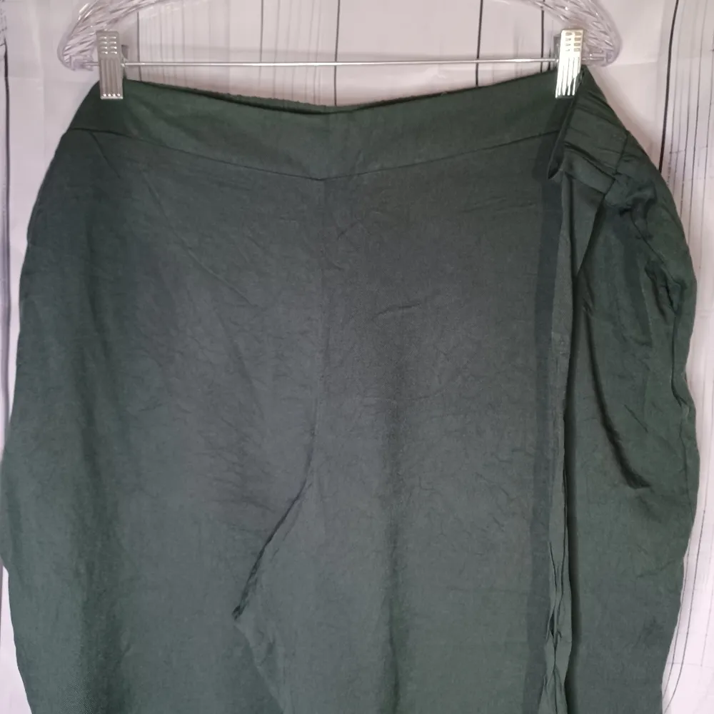 Maurices pull-on pants with tie front - Image 2