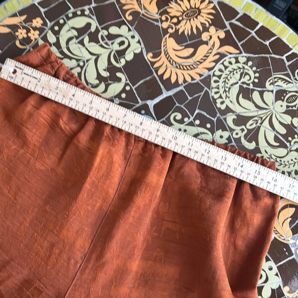 CHICO’S SILK TOP & PANT SET. SZ:M - Image 10