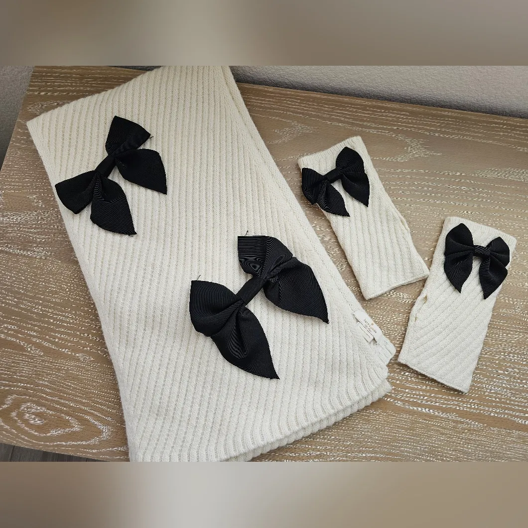 Kate Spade Cream And Grosgrain Bows Ribbed Muffler Scarf And Fingerless Gloves - Image 2