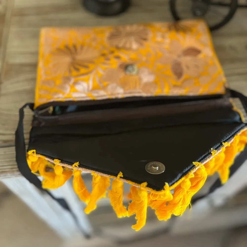 NEW Embroidery Purse Boho Floral Purse Clutch Envelope Bag Tassel Yellow - Image 9