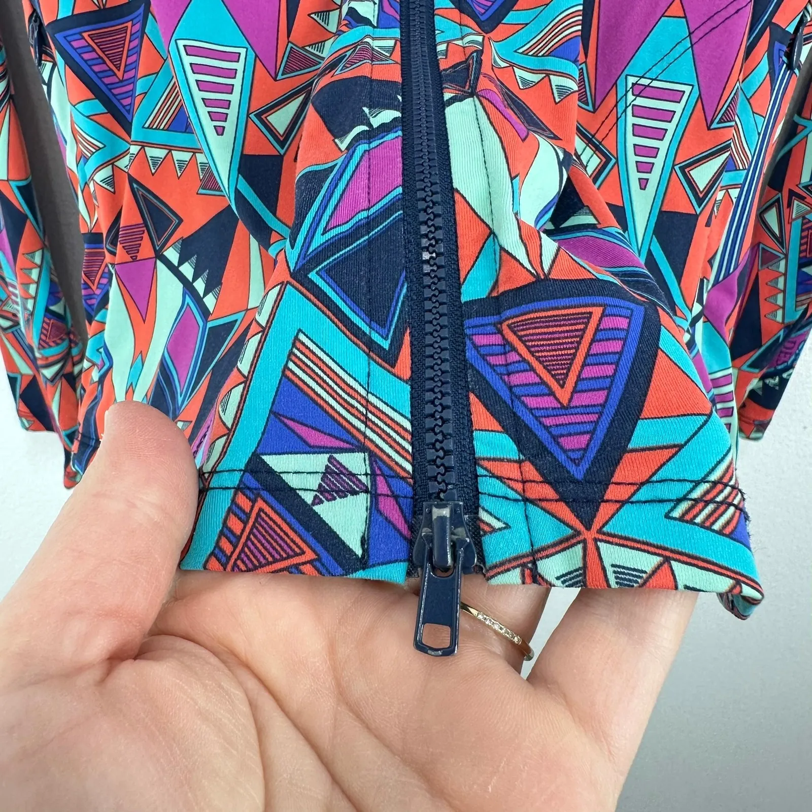 Title Nine Geometric Print Full Zip Long Sleeve Athletic Jacket Activewear - Image 4