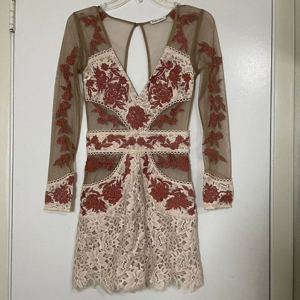 For love and Lemons mallorca matador tulle lace red Mini dress size XS - Image 3