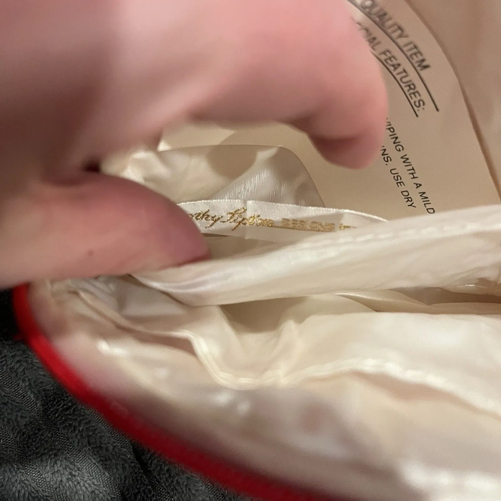 NWT Vintage Saks Fifth Avenue Red Make - Image 8