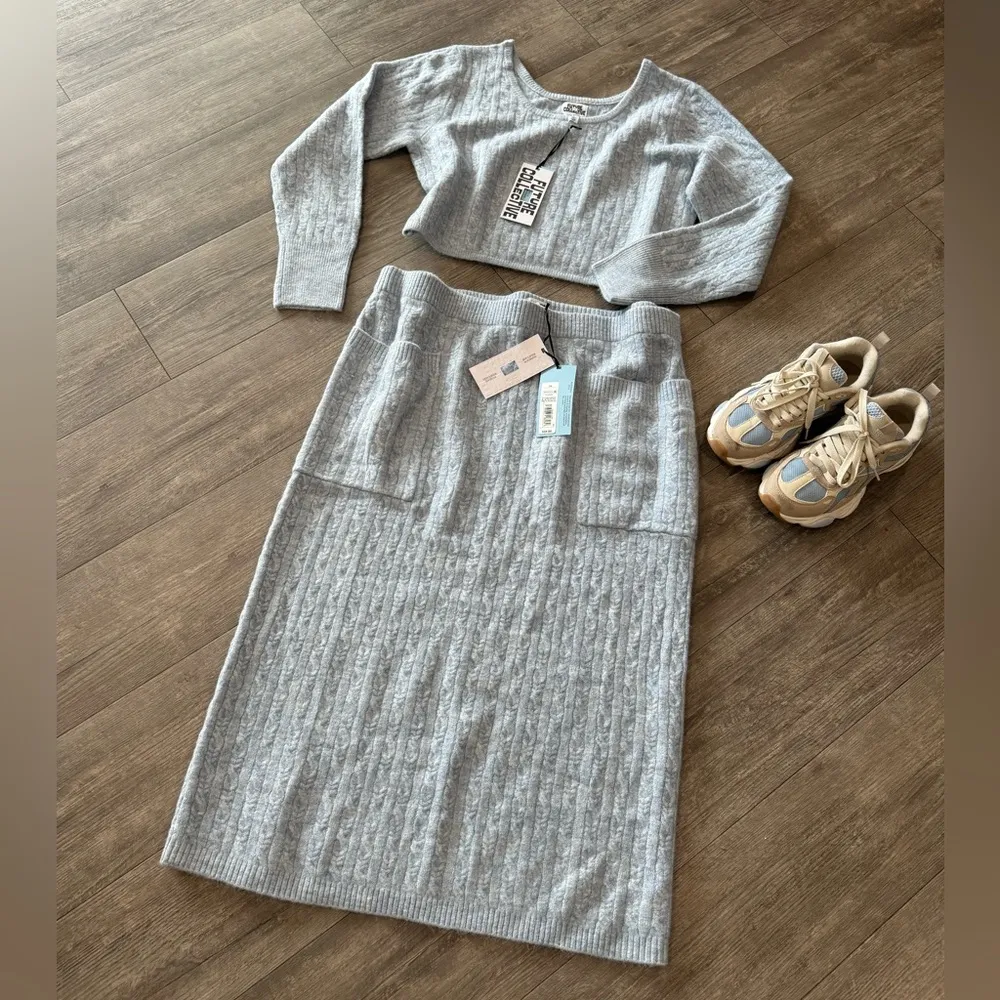 FUTURE COLLECTIVE set skirt and crop top 🦋 Blue Size 1X - Image 9
