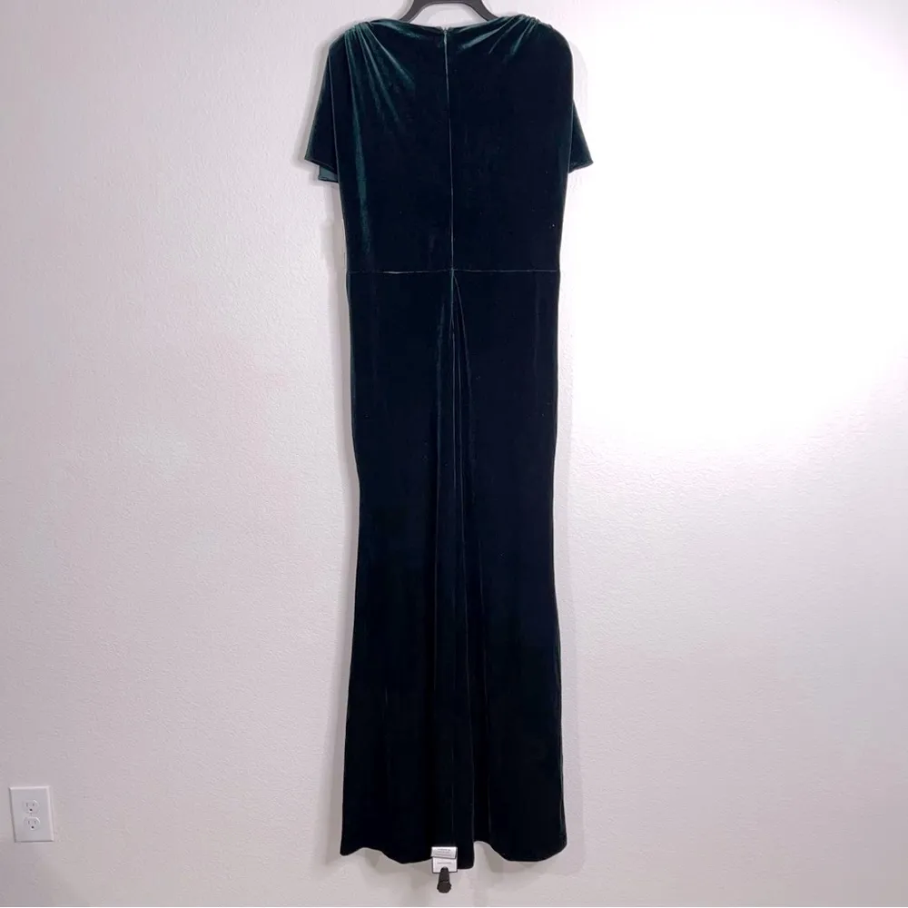 Bloomingdale’s Aqua V - Image 5