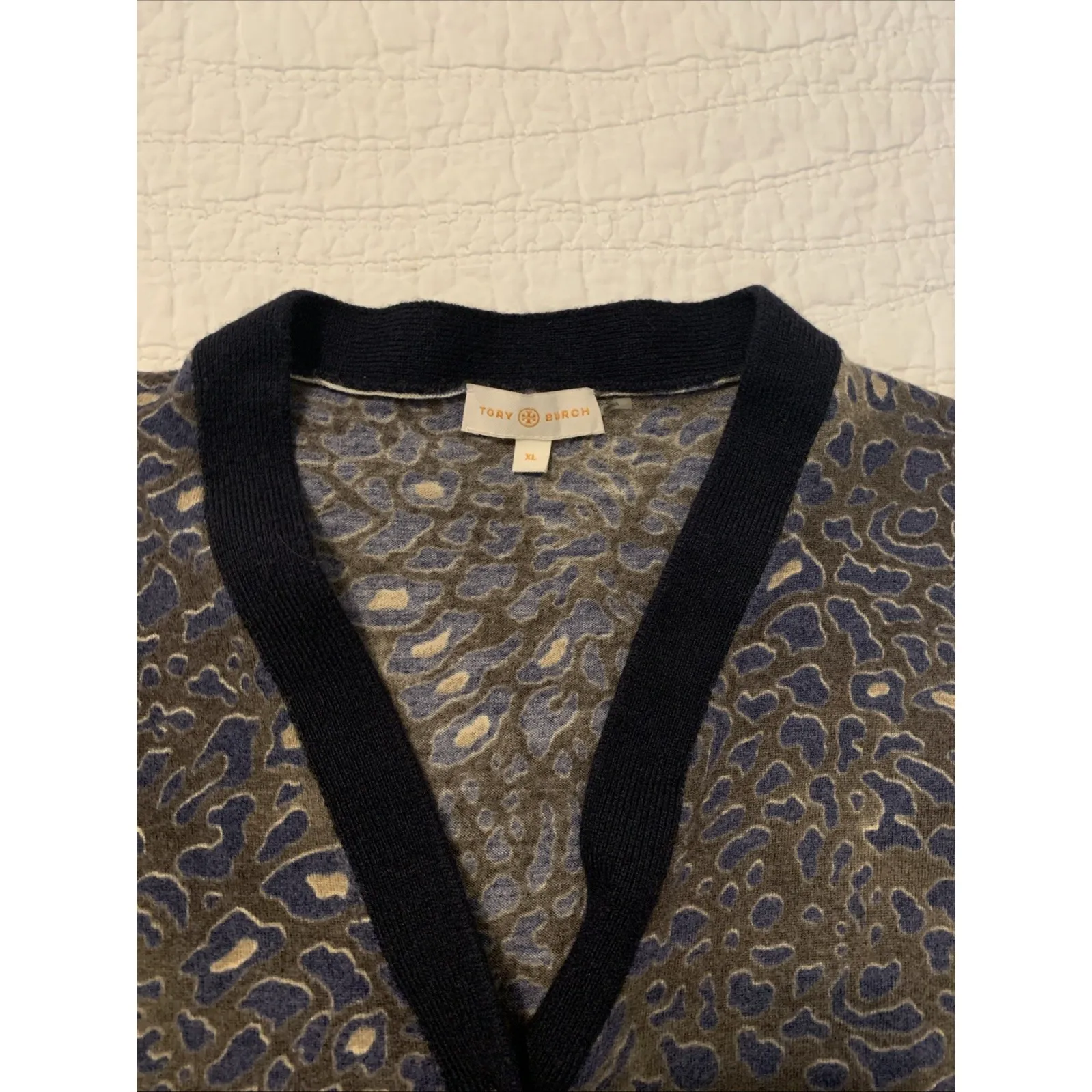Tory Burch knitted cardigan with animal print, size XL but fits like a Medium - Image 3